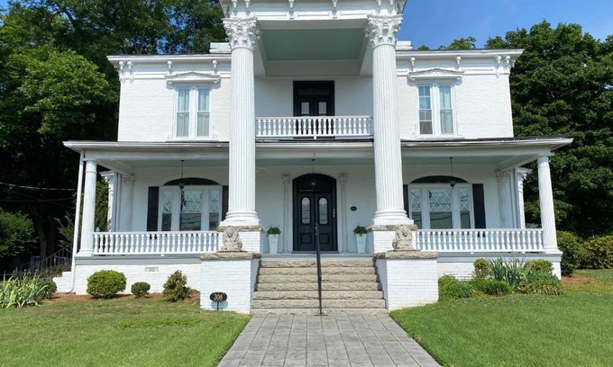 Reidsville Cama Y Desayuno | Chez Lindsey Bed & Breakfast