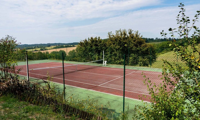 Juignac Casa | Chez Maurit - 3 Bed Main House, Pool and Tennis Court