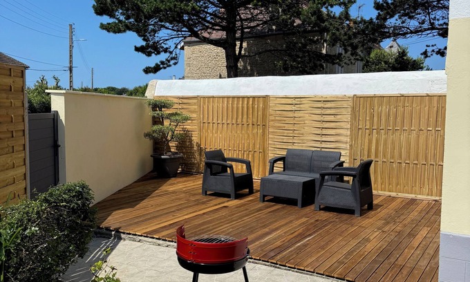 Luc-sur-Mer Apartamento | Chez Sylviane apt Rez-de-Chaussée 200 m from the sea