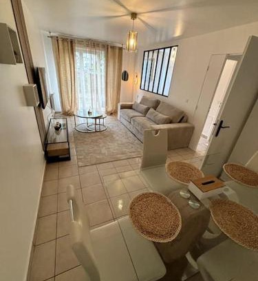 Poissy Apartamento | Chez Titi