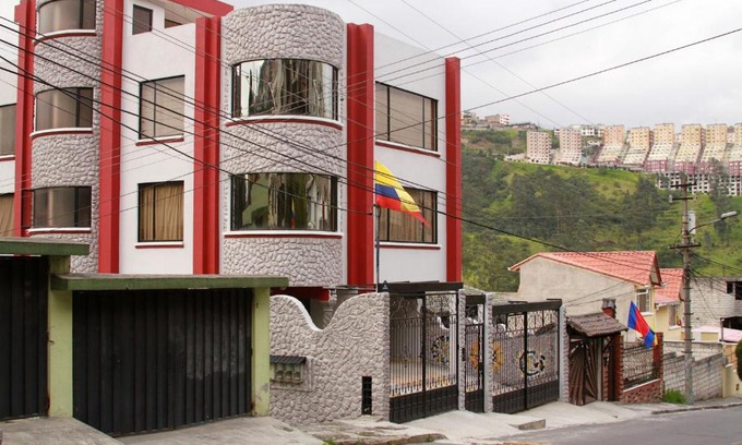 Hacienda Monjas Casa | ChezElena suites & apartments