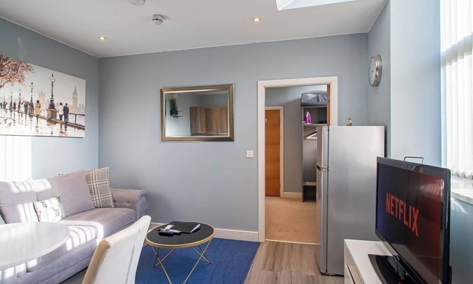 Sheffield Apartamento | Chic 1BR Loft in Kelham Island | Walk to Pubs & Cafés