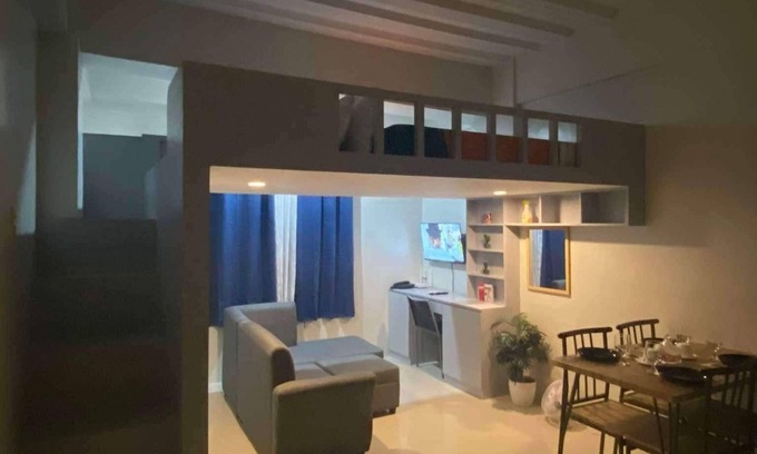 Paranaque Apartamento | Chic 1-bedroom apartment with AC, WiFi in Kassel residences moonwalk parañaque