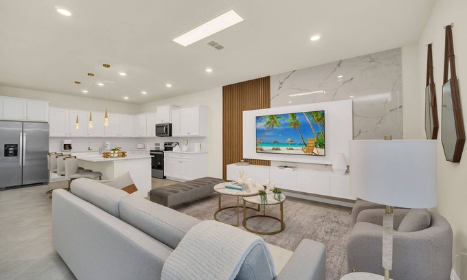 Four Corners Casa | Chic 10BR Retreat with Themed Rooms & Pool
