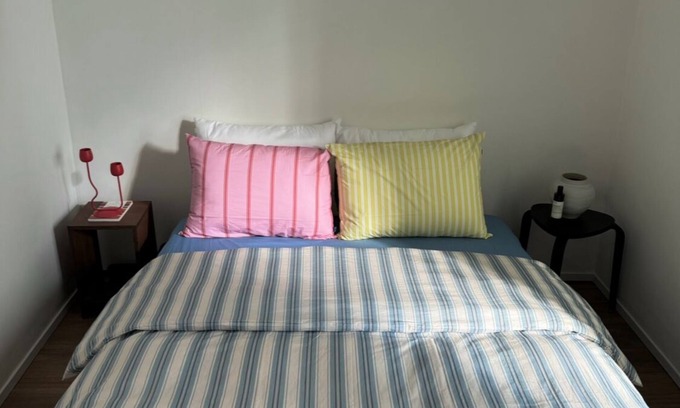 Dogok-dong Apartamento | Chic 2-bedroom with WiFi and AC in trendy Seoul