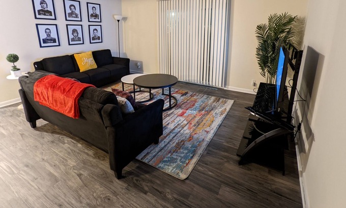 Bellevue Apartamento | Chic 3 bedroom Spacious Unit Pool Nashville
