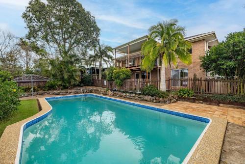 Rochedale South Casa | Chic 3BR Home with Pool in Rochedale South