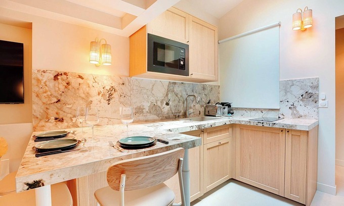 Saint-Vincent-de-Paul Apartamento | Apartamento elegante y acogedor en el Canal Saint Martin