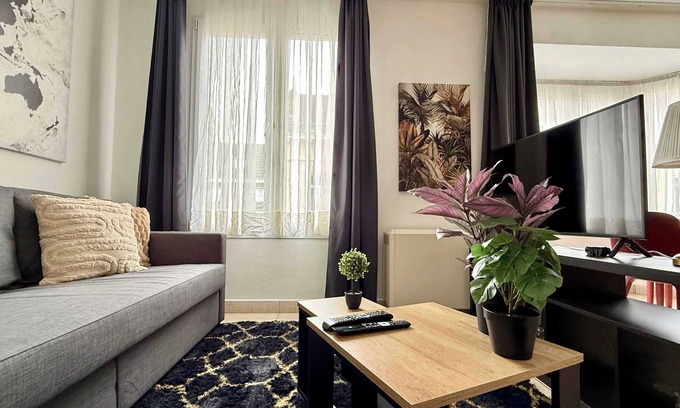 European Quarter Apartamento | Chic & quiet 2 minutes from the European Parliament