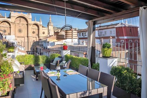 Central District Apartamento | Chic Apartment Granada 60m² + Terr.