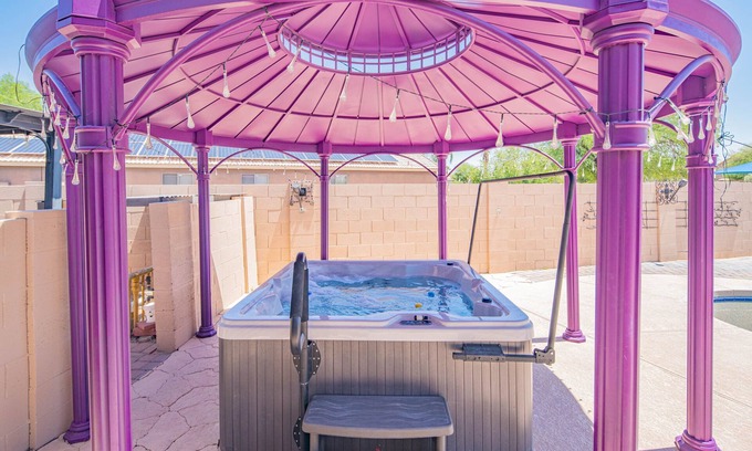 Casa Grande Casa | Chic Arizona Villa W/Pool, Hot Tub and King Bed