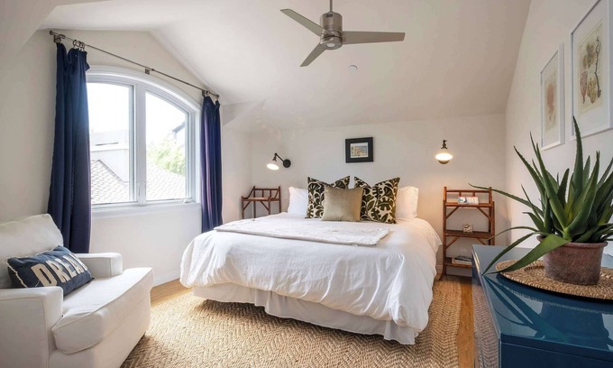 Montecito Casa | Chic Casita | 30+ Stays, Walk to Beach