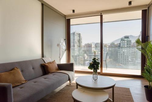 El Golf Apartamento | Chic & Cozy 2BR Oasis in the Heart of Las Condes