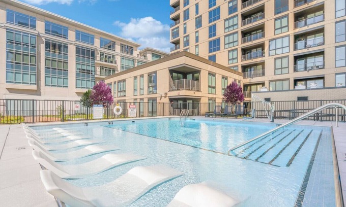 Mile Square Apartamento | Chic Downtown Indy Escape