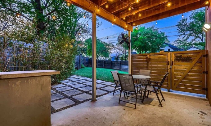 Govalle Casa | Chic East Austin Home | Walkable w/Private Yard