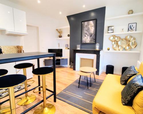 Lisieux Apartamento | CHIC & ELEGANT - Au Coeur de la Ville Historique