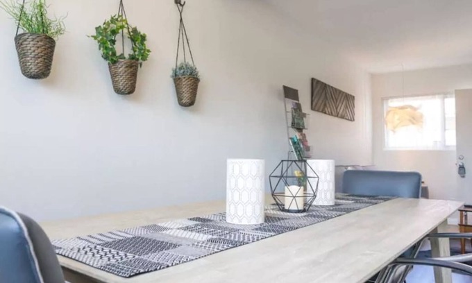 Imperial Beach Condominio | Chic Getaway Right on the Beach