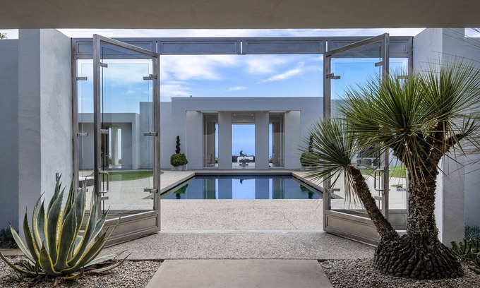Carpinteria Casa | Chic Luxury Estate on 50 Private Acres
