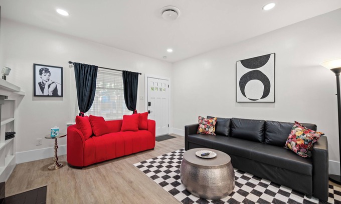 Boulevard Park Casa | Chic Midtown Gem Near Capitol & McKinley Parks!