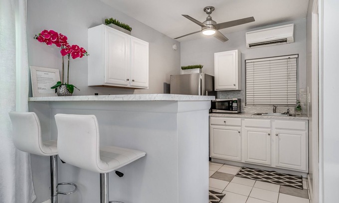 Palm Beach - West Palm Beach Apartamento | Elegante pensión en Palm Beach Cove con jardín zen