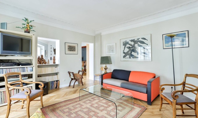 Enfants-Rouges Apartamento | Chic Retreat – Central Marais