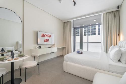 Jumeirah Village Circle Apartamento | Chic Studio in Oxford Terraces with Pool & Gym