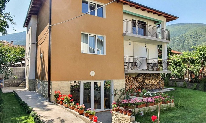 Sapareva Banya Casa | Chic Studio With Garden Close To Mineral Baths