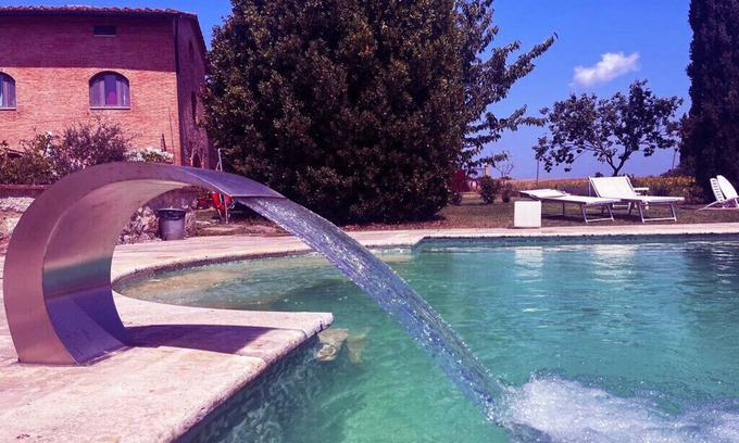 San Rocco a Pilli Apartamento | Chic Tuscan apartment pool spectacular view modern comfort wifi air conditioning
