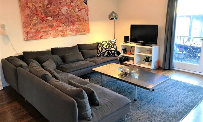 South Redondo Apartamento | Chic One Bedroom Beach Pad - 2 cuadras de la playa