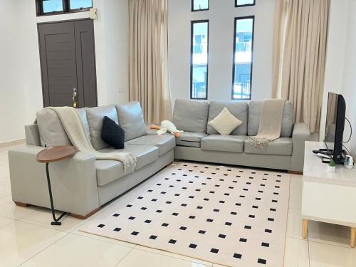 Sungai Jawi Apartamento | Chicken Little 4-bedroom home with free parking! Available for Business Trip