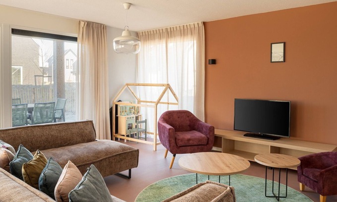 Nieuwvliet Casa | Child-friendly 10-bed holiday home in Kids Quarter