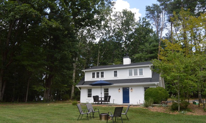 Keswick Casa | Chimney Corner- Keswick Home Close to Vineyards