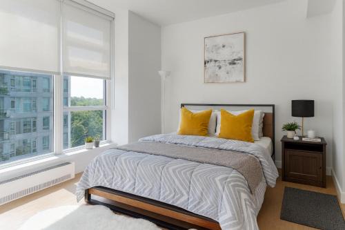Crosstown Apartamento | Chinatown 3 bedroom apartment with luxurious view