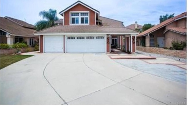 Chino Hills Casa | Chino Hills Family House 奇諾 崗 美好 家庭 屋
