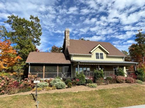 Pisgah Forest Casa | Chinquapin Cottage