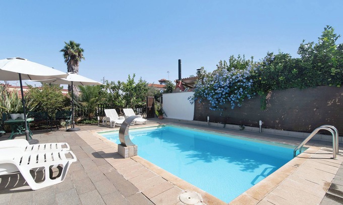La Solana Villa | Cho Almeida' con vistas al mar, Wi-Fi y aire acondicionado.