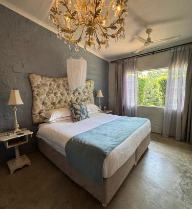White River Casa | Chocolate Orchid