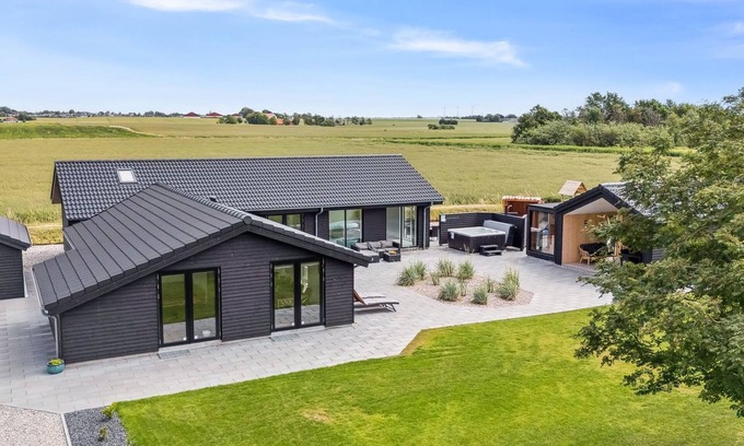 Store Kongsmark Casa | "Christian" - 600m from the sea by Interhome