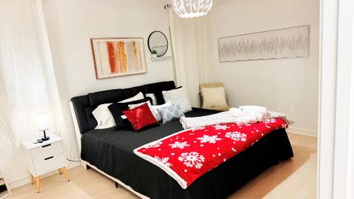 Sunset Road Casa | Christmas 3BR , King and Queen Beds , Uptown Charlotte