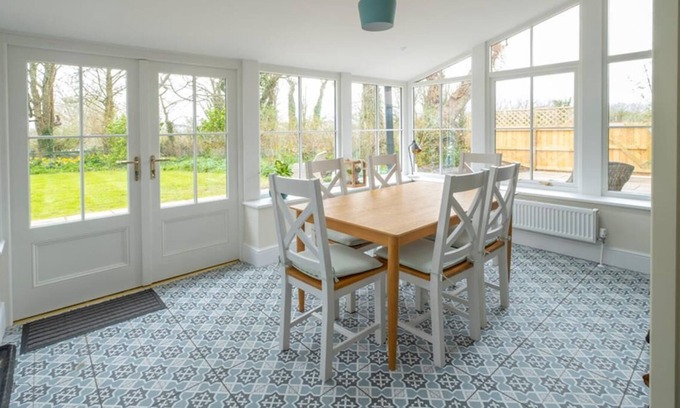 Derbyhaven Apartamento | Church View, Church Farmhouse - Idyllic Countryside Getaway