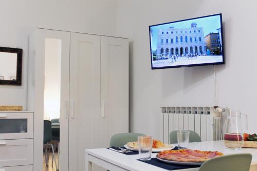 Stazione Apartamento | CIAO BELLI flat city centre and parking - Appartamento centrale con posto auto