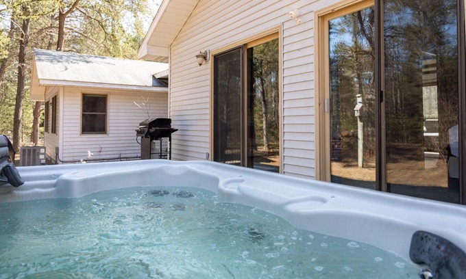 Beulah Cabina | Cinders Whispering Waters and Wilderness Escape
