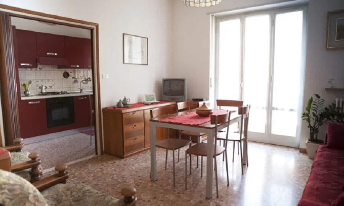 Sud-Ovest Apartamento | Cirigigi - Comodo Appartamento nel Cuore di Verona