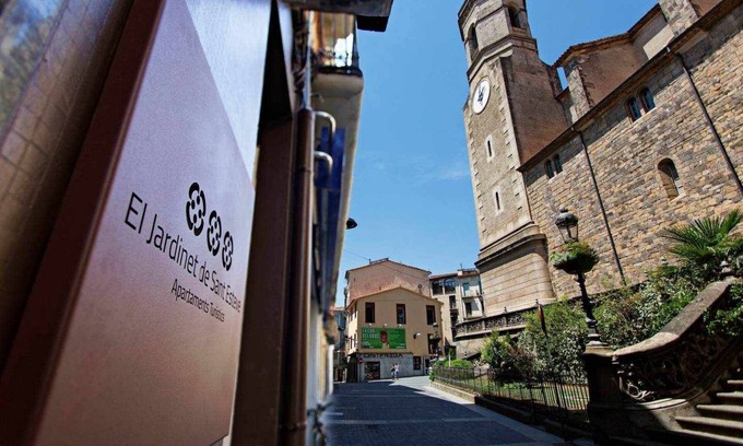 Olot Apartamento | Cistellaire, con acceso a piscina interior