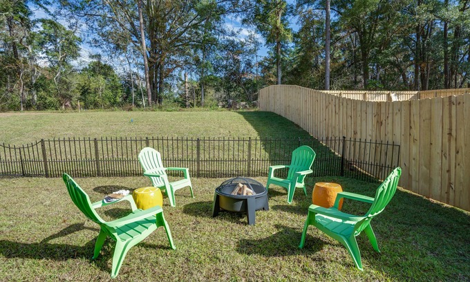 Tallahassee Casa | Citrus Cottage: Comfy - Hwy 10 - Peaceful Retreat