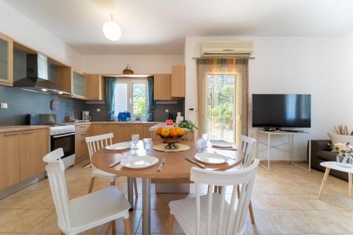 Fodele Apartamento | Citrus Garden Home in Fodele
