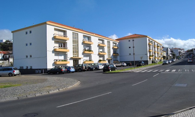 Angra do Heroismo Apartamento | Apartamento Ciudad y Mar