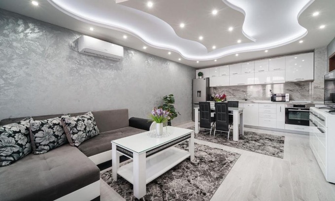 Lyaskovo Apartamento | City Apartments - a brand new luxury & comfy 2
