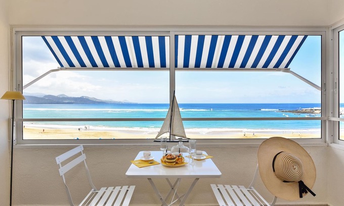 Las Palmas de Gran Canaria Apartamento | City Beach Apartment Las Canteras LZ84H