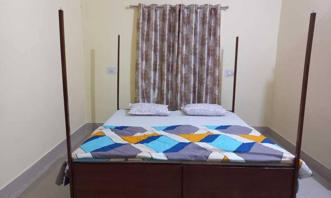 Bhubaneshwar Apartamento | City Center 1 Bedroom with Hall Studio Apartment wth Kitchen